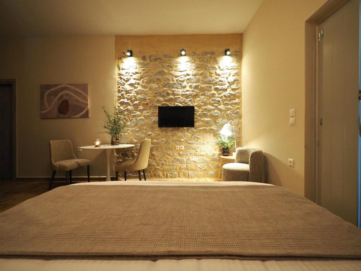 Terra Di Pietra Exclusive Suites & Apartments Areopoli Exterior photo