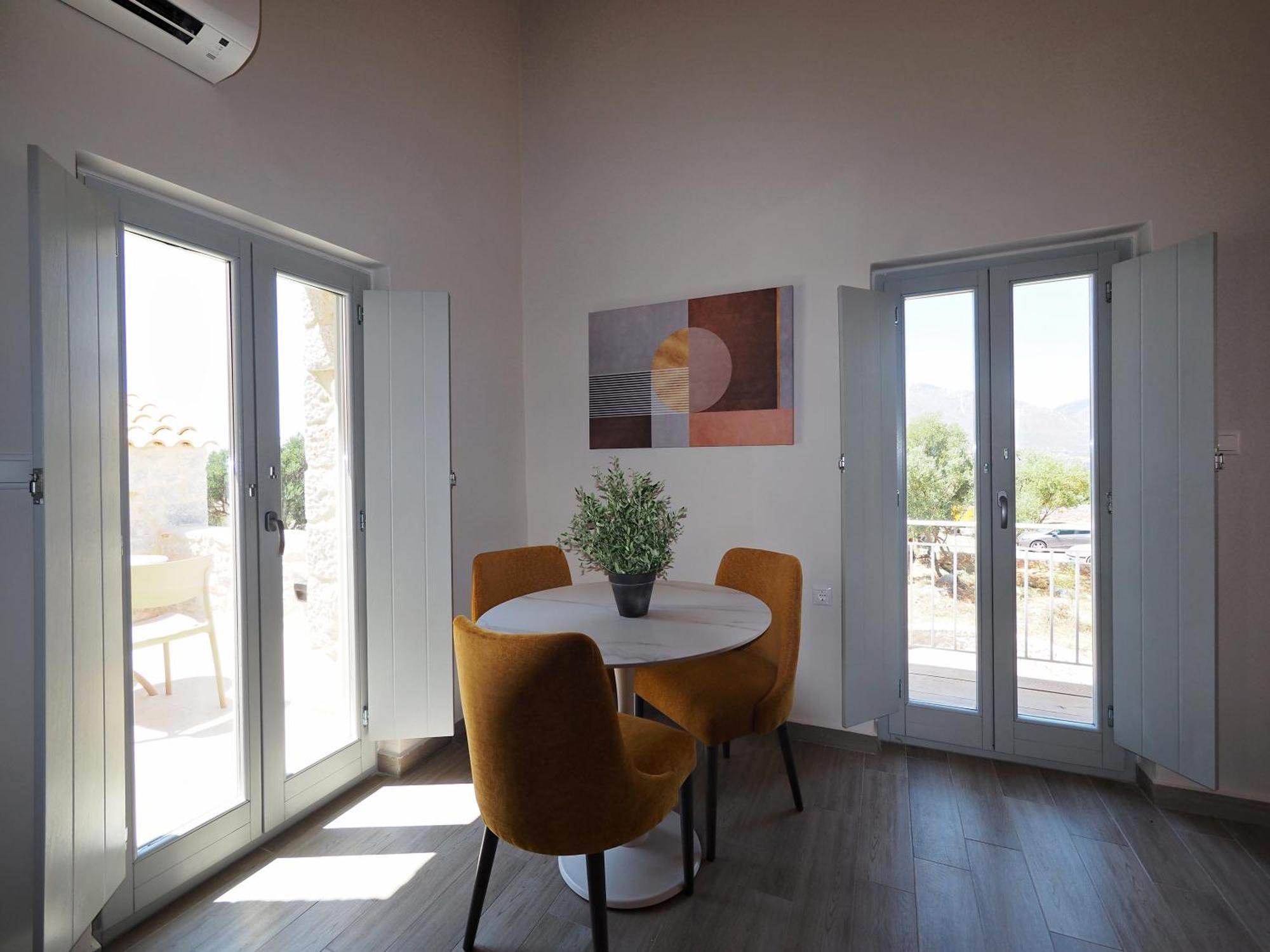 Terra Di Pietra Exclusive Suites & Apartments Areopoli Exterior photo