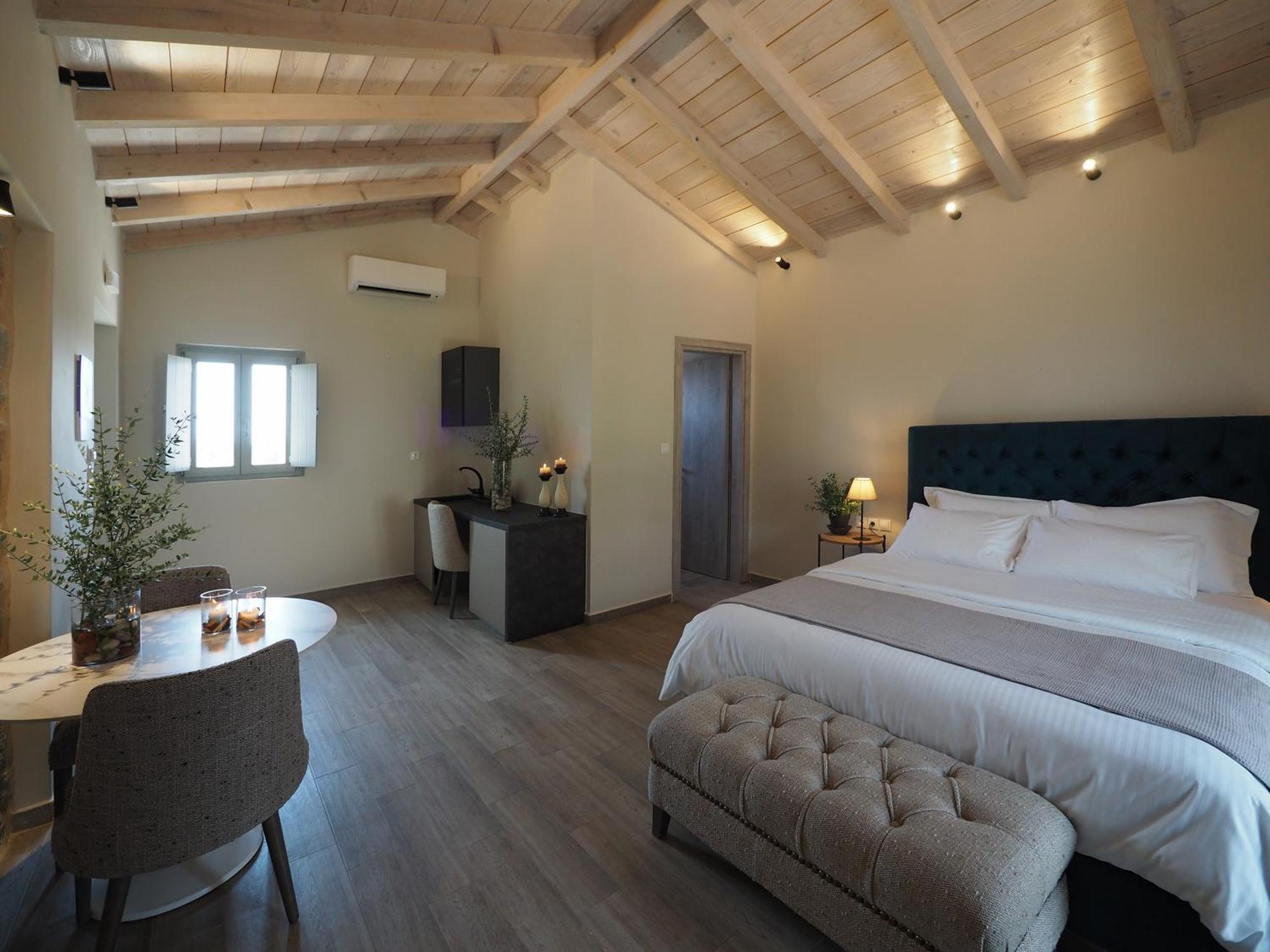 Terra Di Pietra Exclusive Suites & Apartments Areopoli Exterior photo